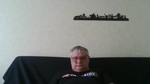 Snapshot of thierrysymp chatting on 02/20/26, 10:16 Thierrysymp online show from 02/20/26, 10:16