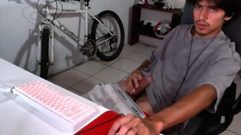 thieves_us online show from 09/18/25, 04:03