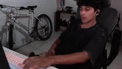 thieves_us online show from 10/12/25, 05:50