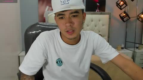  THIAGO COLLINS  online show from 05/17/26, 11:12
