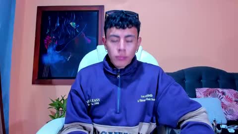 Snapshot of thiiago_tay chatting on 12/04/24, 01:09 Thiiago online show from 12/04/24, 01:09