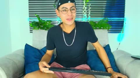 Thiago Saenzz online show from 02/03/26, 02:44