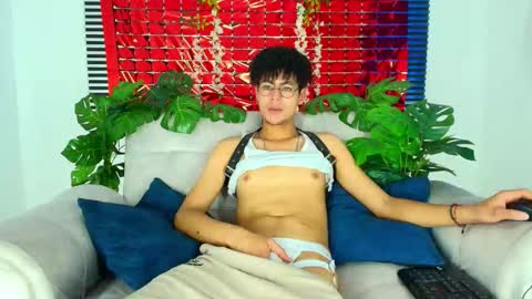 Thiago Saenzz online show from 02/23/26, 03:53