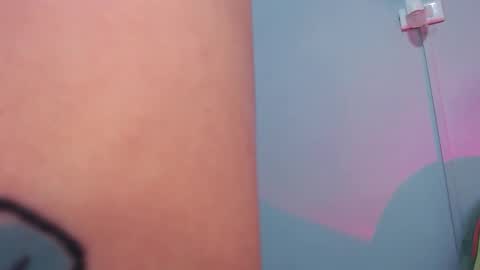 sara online show from 01/12/26, 03:23