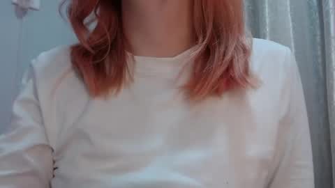 sara online show from 05/05/26, 02:08