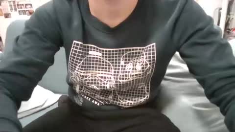 Snapshot of thinboy2 chatting on 12/09/24, 05:08 Thinboy2 online show from 12/09/24, 05:08