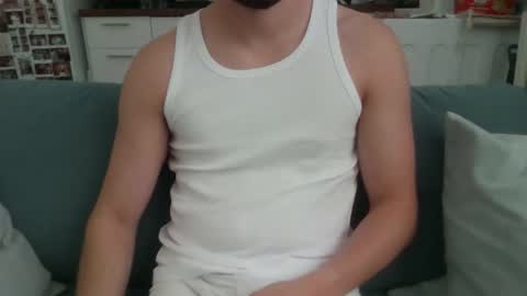 Snapshot of thinboy2 chatting on 10/07/25, 11:40 Thinboy2 online show from 10/07/25, 11:40