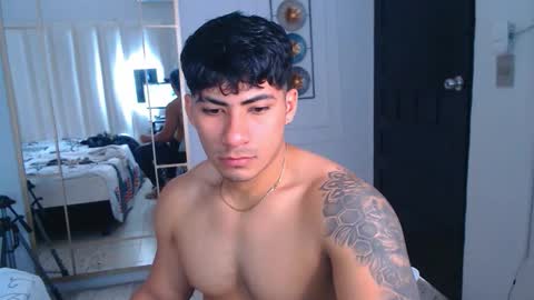 Snapshot of thirstmen_ chatting on 01/15/26, 08:23 MICHAEL AND CRISS online show from 01/15/26, 08:23