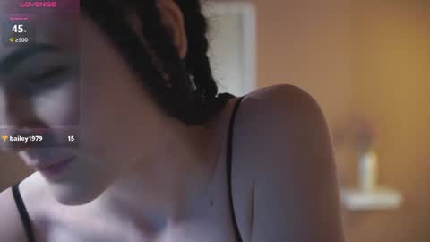 Snapshot of this_is_lilly chatting on 07/18/26, 07:39 Lilly online show from 07/18/26, 07:39