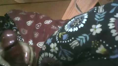 Snapshot of thisbloke96 chatting on 10/11/25, 10:52 thisbloke96 online show from 10/11/25, 10:52