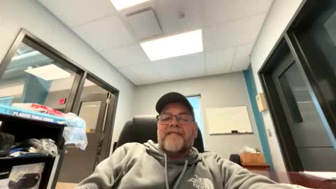 thisguy374 online show from 12/18/25, 06:03