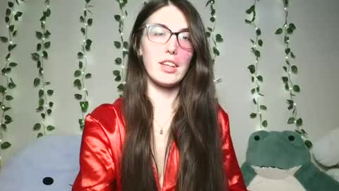 thistlefernsby online show from 06/29/26, 03:13