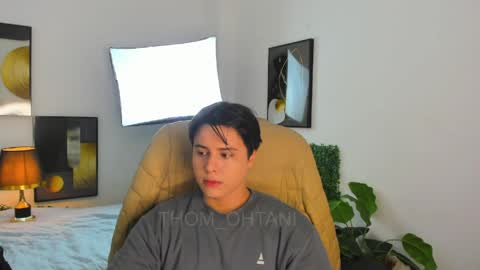 Snapshot of thom_ohtani chatting on 04/06/26, 12:30 thom_ohtani online show from 04/06/26, 12:30