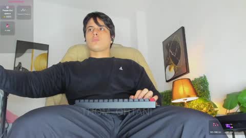Snapshot of thom_ohtani chatting on 04/25/26, 09:45 thom_ohtani online show from 04/25/26, 09:45