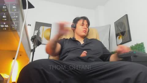 Snapshot of thom_ohtani chatting on 05/12/26, 05:54 thom_ohtani online show from 05/12/26, 05:54
