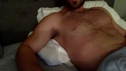 Snapshot of thomahawk215 chatting on 03/21/26, 02:31 thomahawk215 online show from 03/21/26, 02:31