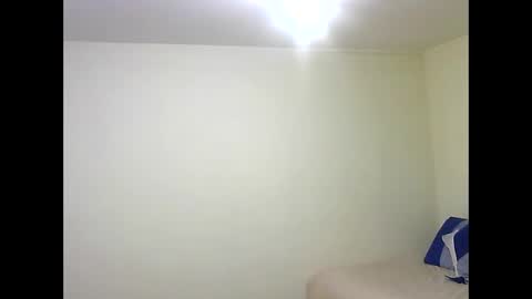 Snapshot of thomas2wood chatting on 06/04/26, 11:22 Thomas2Wood online show from 06/04/26, 11:22