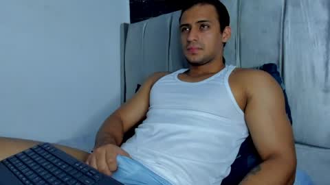 Snapshot of thomas777__ chatting on 05/23/26, 01:26 Thomas online show from 05/23/26, 01:26