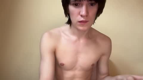 Snapshot of thomas__walker chatting on 03/05/25, 01:50 Thomas online show from 03/05/25, 01:50