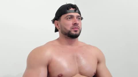 Thomas Brandon online show from 10/11/25, 08:02