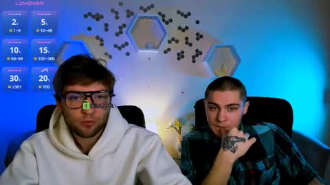 Snapshot of thomas_crow chatting on 11/26/25, 09:54 thomas_crow online show from 11/26/25, 09:54