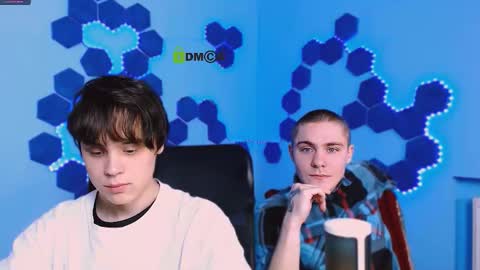 Snapshot of thomas_crow chatting on 11/30/25, 10:08 thomas_crow online show from 11/30/25, 10:08