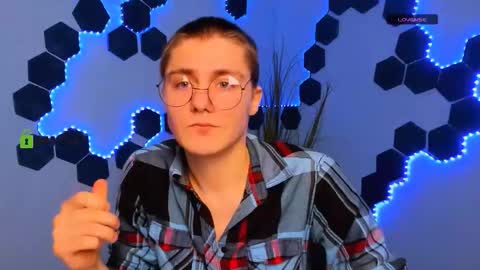 Snapshot of thomas_crow chatting on 02/04/26, 09:37 thomas_crow online show from 02/04/26, 09:37