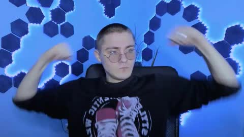 Snapshot of thomas_crow chatting on 02/27/26, 07:58 thomas_crow online show from 02/27/26, 07:58