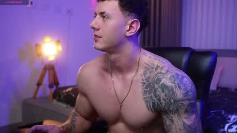 Thomas Falcon online show from 01/04/25, 05:16