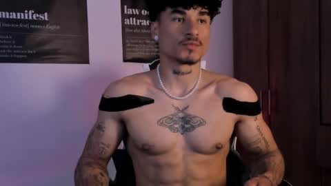 Snapshot of thomas_fit1 chatting on 02/11/26, 06:57 Thomas 3 JUST STAY AND BE MY LAST LOVE online show from 02/11/26, 06:57