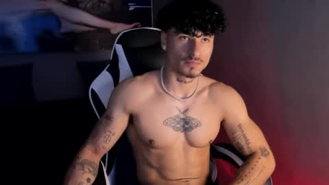 Snapshot of thomas_fit1 chatting on 03/20/26, 04:56 Thomas 3 JUST STAY AND BE MY LAST LOVE online show from 03/20/26, 04:56