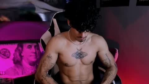 Snapshot of thomas_fit1 chatting on 03/26/26, 06:57 Thomas 3 JUST STAY AND BE MY LAST LOVE online show from 03/26/26, 06:57