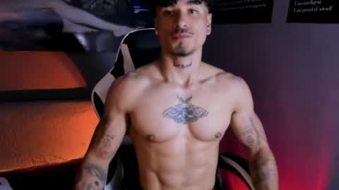 Snapshot of thomas_fit1 chatting on 04/07/26, 11:59 Thomas 3 JUST STAY AND BE MY LAST LOVE online show from 04/07/26, 11:59