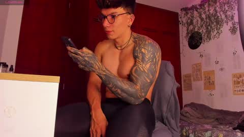 Thomas Grey online show from 01/30/25, 07:39