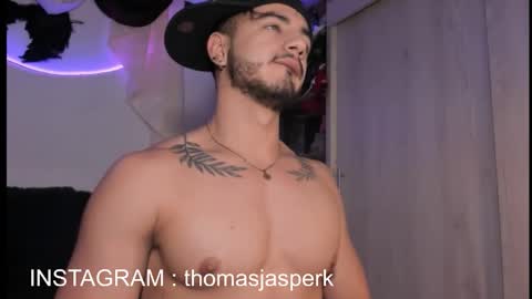 Snapshot of thomas_k7 chatting on 02/12/26, 09:54 Thomas online show from 02/12/26, 09:54