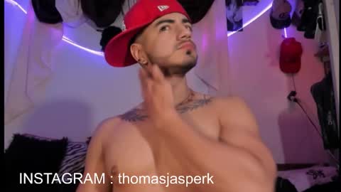 Snapshot of thomas_k7 chatting on 02/14/26, 05:04 Thomas online show from 02/14/26, 05:04