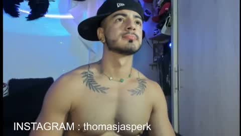 Snapshot of thomas_k7 chatting on 02/18/26, 03:02 Thomas online show from 02/18/26, 03:02