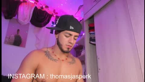 Snapshot of thomas_k7 chatting on 05/07/26, 12:05 Thomas online show from 05/07/26, 12:05