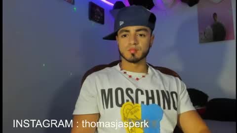 Snapshot of thomas_k7 chatting on 05/09/26, 10:26 Thomas online show from 05/09/26, 10:26