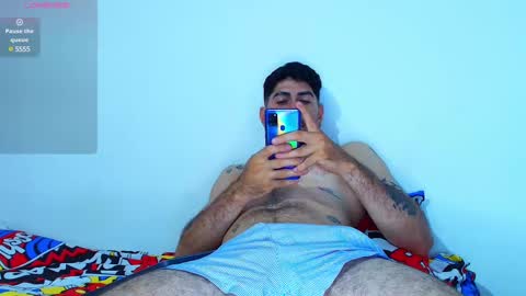 Snapshot of thomas_ks11 chatting on 12/28/24, 05:44 thomas_ks11 online show from 12/28/24, 05:44