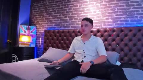 Snapshot of thomas_may4rs chatting on 02/15/25, 04:03 ---Thomas--- online show from 02/15/25, 04:03