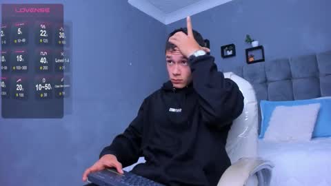 Thomas online show from 11/18/25, 12:31