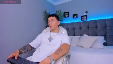 Thomas online show from 02/15/26, 01:31