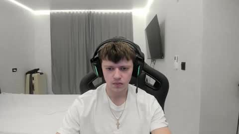 Snapshot of thomas_shelbivip chatting on 02/15/26, 05:26 Tomas online show from 02/15/26, 05:26