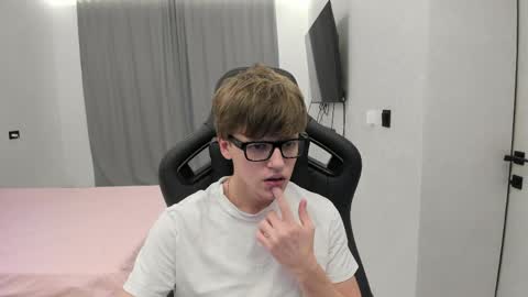 Tomas online show from 05/09/26, 11:48