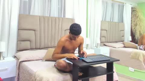Snapshot of thomas_valkov chatting on 05/10/26, 11:15 Thomas Valkov online show from 05/10/26, 11:15
