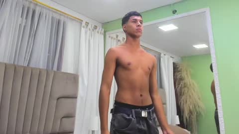 Snapshot of thomas_valkov chatting on 05/16/26, 11:20 Thomas Valkov online show from 05/16/26, 11:20