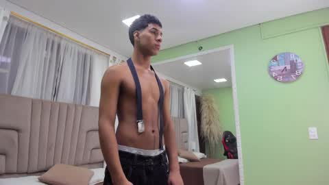 Snapshot of thomas_valkov chatting on 05/30/26, 11:29 Thomas Valkov online show from 05/30/26, 11:29