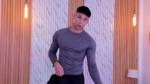 Thomas online show from 10/24/25, 11:28