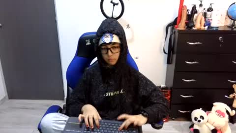 VALERIA online show from 06/15/26, 07:16